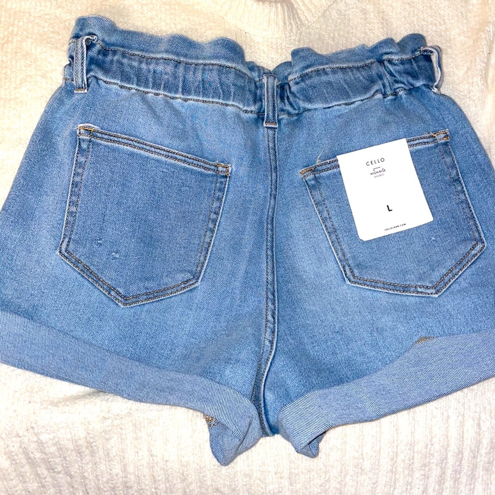 Cello High Rise Shorts - Picture 2 of 3